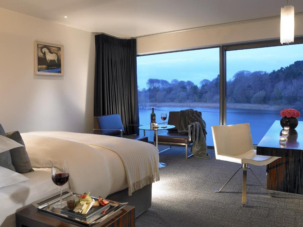 ไอซ์ เฮาส์ โฮเต็ล Hotel บัลลินา ภายนอก รูปภาพ